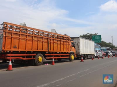 Pengusaha Truk Rencana Mogok Gara-gara Pembatasan Mudik Lebaran 2025