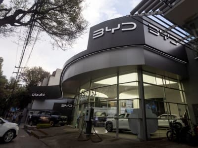 BYD Luncurkan Platform EV 1.000 Volt untuk Pengisian Secepat Bensin