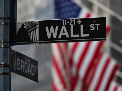 Wall Street Turunkan Target S&P 500 Tahun Ini Karena Pelemahan Ekonomi AS