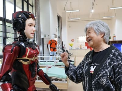 Robot Layanan China Tumbuh Pesat, Kalahkan Robot Industri dalam Produksi