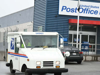 USPS Gandeng DOGE untuk Hemat Biaya dan Reformasi Layanan Pos