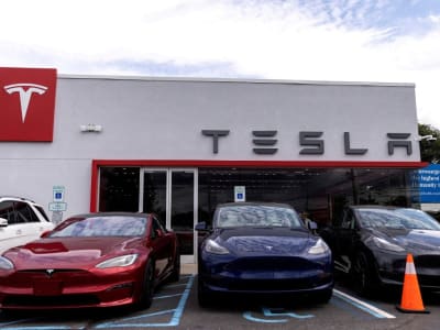 Tesla Dapat Izin Bawa Penumpang di California, Siapkan Perang Ride-Hailing