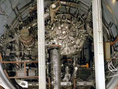 Metode Baru LIBS Melacak Perubahan Kimia Garam Cair untuk Reaktor Energi