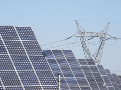 Microsoft Tingkatkan Energi Surya 475 MW Untuk Dukung Pusat Data