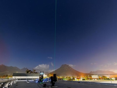 Rekor Dunia Komunikasi Kuantum 12.900 Km dengan Satelit Mikro dan Stasiun Portabel