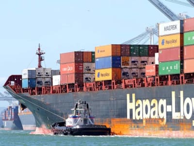 Hapag-Lloyd Catat Pertumbuhan Volume dan Tantangan Keuangan di 2024