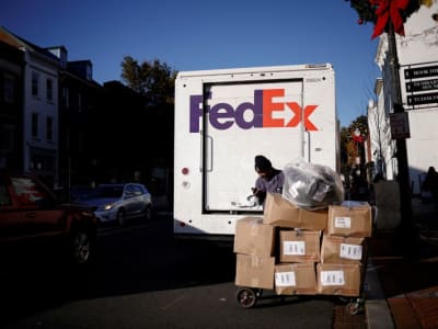 FedEx Pangkas Proyeksi Laba, Saham Turun karena Perlambatan Ekonomi Industri