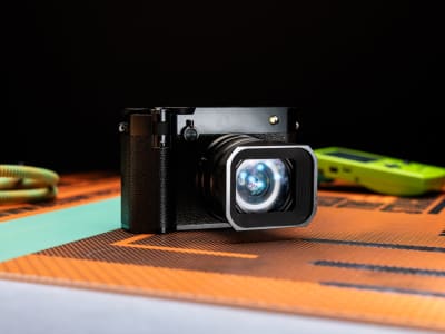 Fujifilm GFX100RF: Kamera Medium Format dengan Dial Aspek Rasio dan 102MP Inovatif