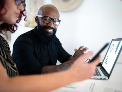 XRP atau Cardano: Pilihan Investasi Terbaik untuk Rp 16.45 ribu ($1.000) Anda Selama 5 Tahun