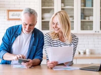 Haruskah Kami Beralih ke Akun Roth di Usia 62 Tahun dengan Tabungan Besar?