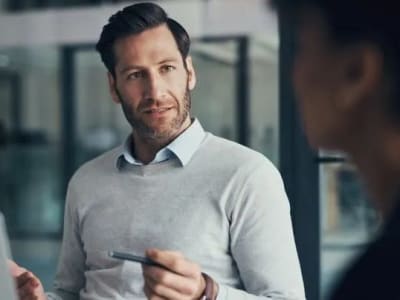 Apakah Bayar Biaya 1% ke Penasihat Keuangan Sudah Sepadan?