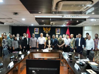 IHSG Turun Drastis, Pemerintah Gandeng Investor Perbaiki Ekosistem Investasi