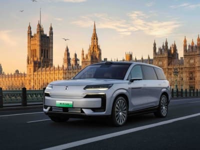 Ekspor Mobil Hibrida China ke Eropa Melonjak, Risiko Tarif Baru Mengintai