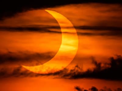 Gerhana Matahari Parsial 2025: Fenomena Langka dan Risiko Bahaya Penglihatan