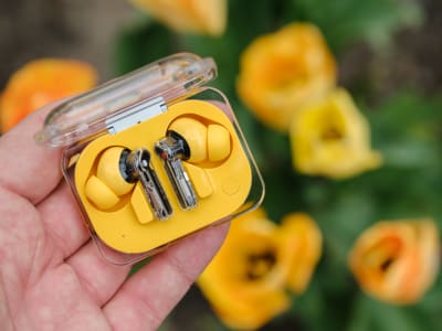 Diskon Besar Nothing Ear (a), Earbud Murah dengan Fitur Premium di Amazon