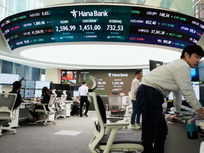 Tarif Mobil 25% Trump Guncang Pasar Saham dan Industri Otomotif Global