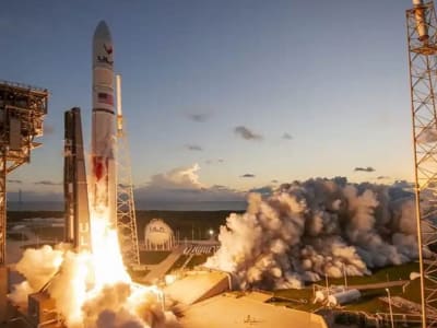 Sertifikasi Roket Vulcan Centaur Tantang Dominasi Elon Musk di Peluncuran Militer