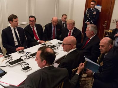 Bahaya Menggunakan Aplikasi Pesan Umum untuk Rencana Militer Rahasia Trump