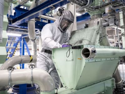 Porsche Kembangkan Daur Ulang Baterai Mobil Listrik untuk Masa Depan Ramah Lingkungan