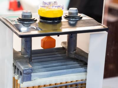 Inovasi Baterai Aliran Merah-Hijau Meningkatkan Efisiensi hingga 87,9%