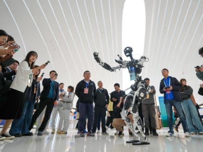 Allen Zhu Tolak Investasi Robot Humanoid, Venture Capital Harus Hati-hati