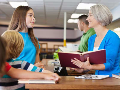 9 Pekerjaan Mudah untuk Pensiunan yang Memberi Penghasilan Tambahan Tinggi