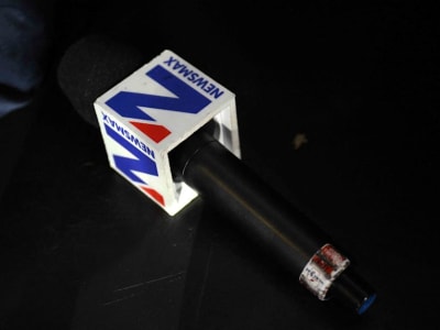 Saham Newsmax Melonjak Drastis di Debut IPO, Valuasi Mendekati 8 Miliar Dolar