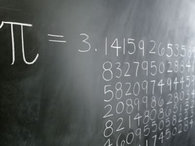 Mengapa Pi Itu Istimewa: Memahami Bilangan Irasional dengan Python dan Visualisasi