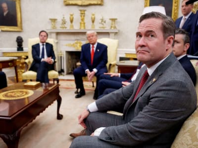 Praktik Risiko Michael Waltz: Email Pribadi dan Obrolan Militer Bocor