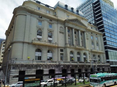 Ketidakpastian IMF dan Nilai Tukar Picu Krisis Peso Argentina