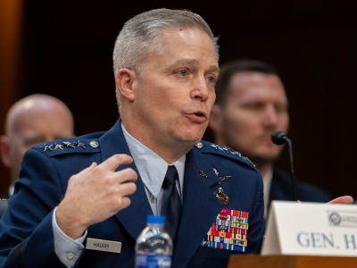 Pemecatan Jenderal NSA Haugh Picu Kekhawatiran Keamanan Nasional AS