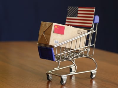 Eksportir Online China Berjuang Lawan Tarif AS yang Makin Ketat