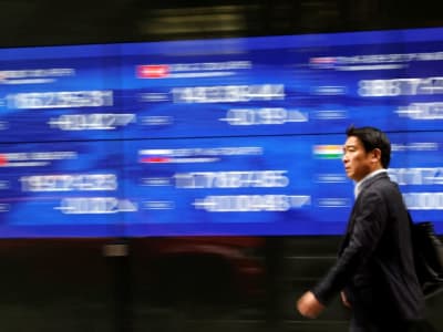 Saham Bank Global Anjlok Akibat Ketegangan Perang Dagang dan Risiko Resesi