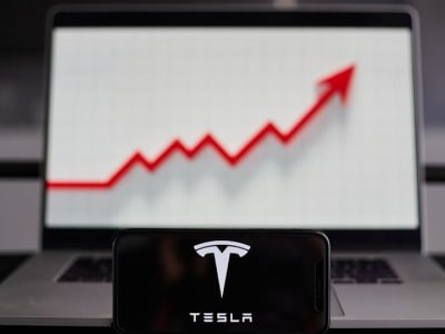 Nasihat Dave Ramsey Soal Saham Tesla Senilai Rp9,7 Miliar dan Risiko Pajak