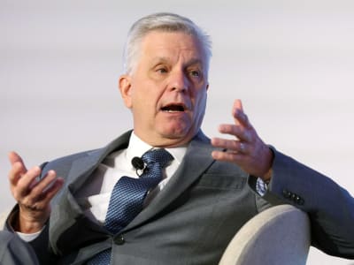 Gubernur Fed Christopher Waller: Stablecoin Penting tapi Tidak Akan Banyak