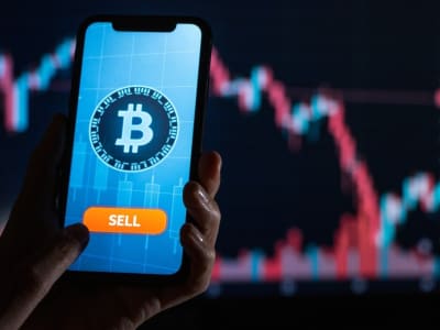 Penurunan Tajam Cryptocurrency Karena Tekanan Pasar Global dan Tarif AS