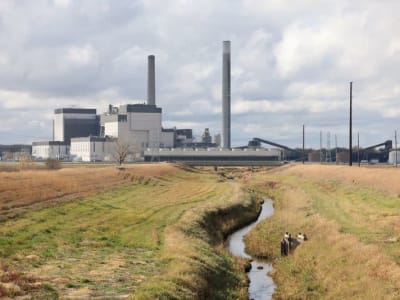 Lonjakan Permintaan Listrik Pusat Data AI Picu Tantangan Besar bagi Utilitas AS