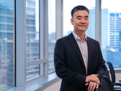 Perusahaan AI Beijing Siap IPO di Hong Kong Meski Pasar Saham Bergejolak