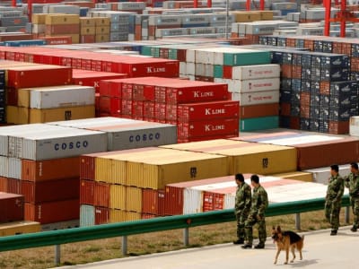 Tarif Trump Picu Produsen China Buka Pabrik Baru dan Negosiasi Harga