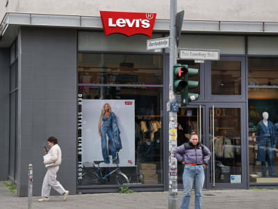 Tarif Perdagangan Membuat Keuangan Levi's Rentan di Tengah Ketidakpastian