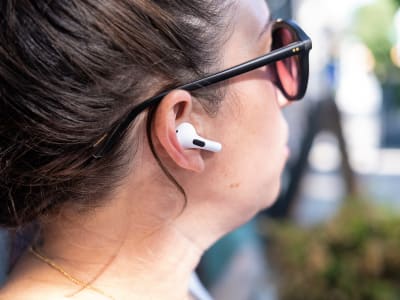 Panduan Memilih Model AirPods Terbaik untuk Pengguna iPhone di 2024