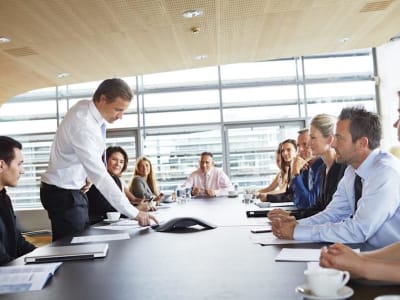 Tarif Baru Trump Tekan Harga dan Rantai Pasokan Produk Konsumen