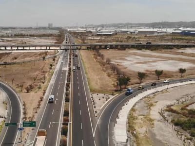 Tips Berkendara Aman Pakai Google Maps Setelah Kecelakaan BMW di Tol Gresik