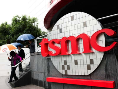 TSMC Catat Lonjakan Pendapatan Meski Ancaman Tarif AS Membayangi