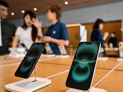 Tarif AS-China Tak Sentuh iPhone 16, Tapi Harga iPhone 17 Diprediksi Naik