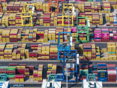 Ketegangan Dagang China-AS dan Dampak Sosial di Asia: Dari Pengiriman Hingga Konser