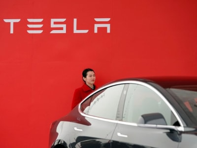 Penjualan Polestar Melonjak 76% Berkat Diskon Besar untuk Pemilik Tesla