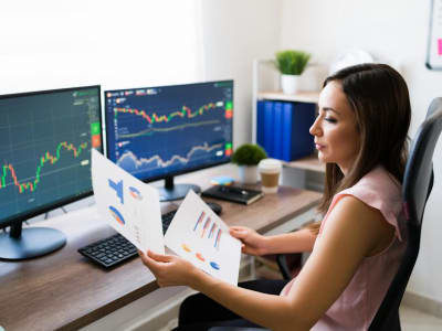 Haruskah Kamu Membeli Dogecoin Sekarang? Fokus pada Volume Transaksi sebagai Kunci