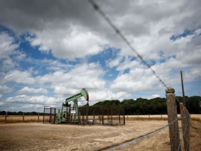 Harga Minyak Dunia Naik Setelah Pernyataan AS dan Ketegangan Perang Dagang