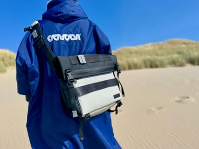 Freitag F685 Henry: Tas Messenger Unik Dari Bahan Daur Ulang yang Tahan Lama